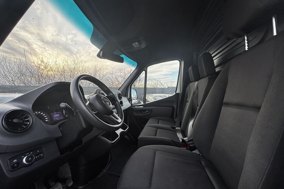 Продам Mercedes-Benz Sprinter пас. Електро 47кВт.резерв Олександр 2022 года в Львове