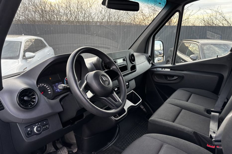 Продам Mercedes-Benz Sprinter пас. Електро 47кВт.резерв Олександр 2022 года в Львове