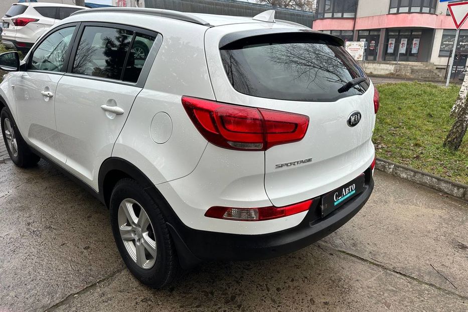 Продам Kia Sportage 2014 года в Черновцах