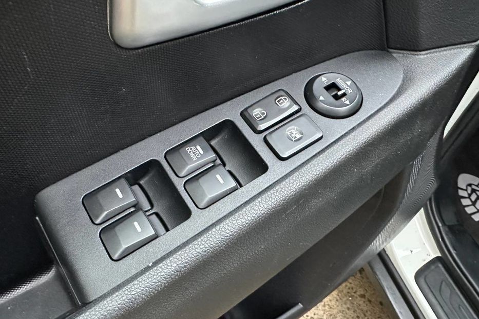 Продам Kia Sportage 2014 года в Черновцах