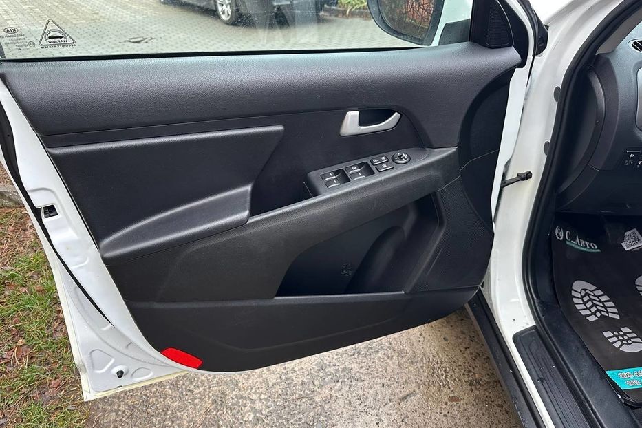 Продам Kia Sportage 2014 года в Черновцах