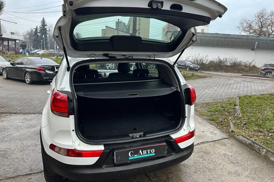 Продам Kia Sportage 2014 года в Черновцах