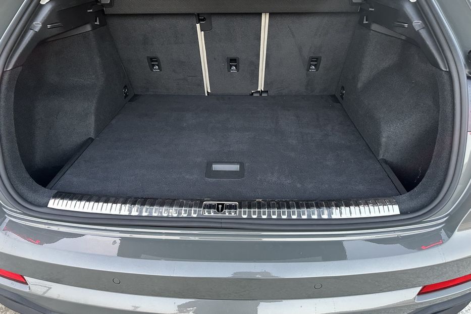 Продам Audi Q3 S-line Quattro 45TFSI 2024 года в Киеве