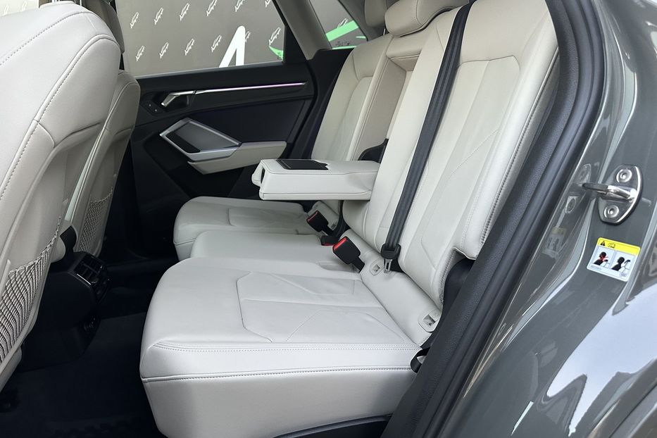 Продам Audi Q3 S-line Quattro 45TFSI 2024 года в Киеве