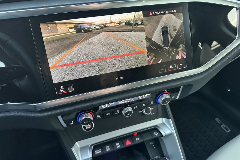 Продам Audi Q3 S-line Quattro 45TFSI 2024 года в Киеве