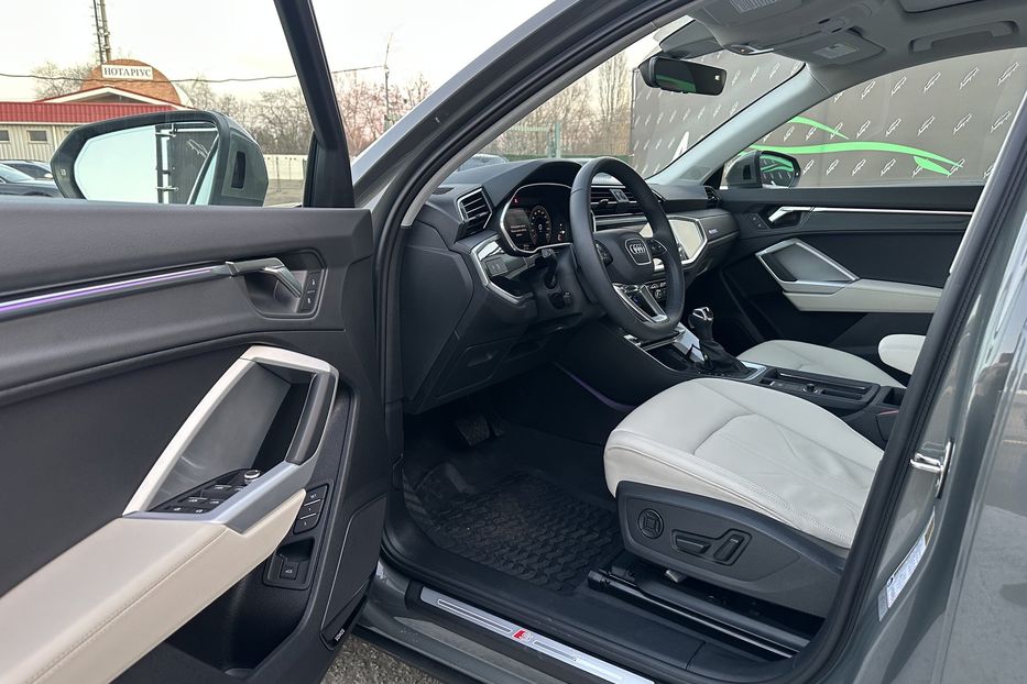 Продам Audi Q3 S-line Quattro 45TFSI 2024 года в Киеве