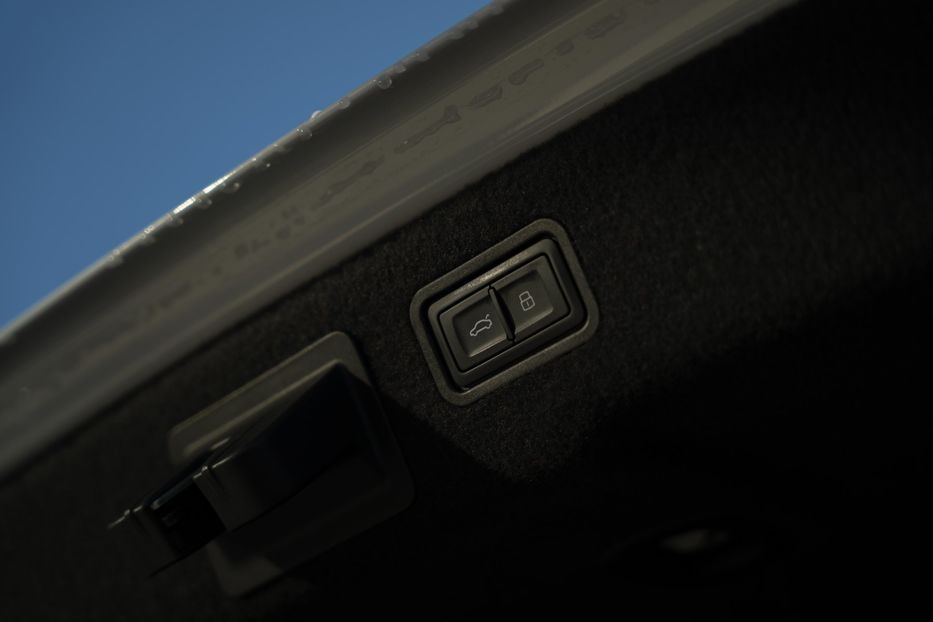 Продам Audi A8 Long Prestige S-Line 2021 года в Черновцах