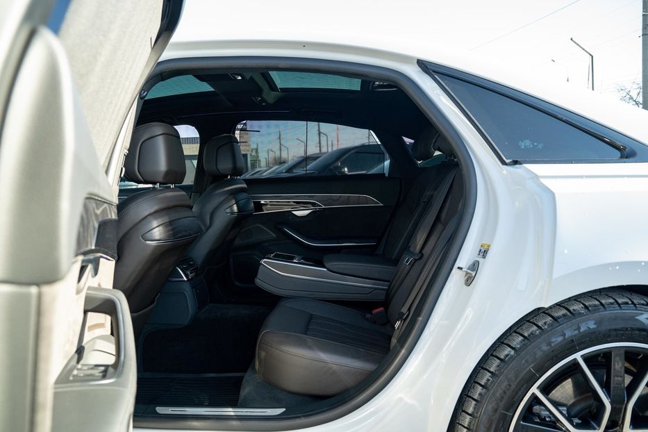 Продам Audi A8 Long Prestige S-Line 2021 года в Черновцах