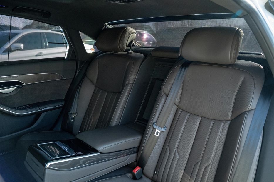 Продам Audi A8 Long Prestige S-Line 2021 года в Черновцах