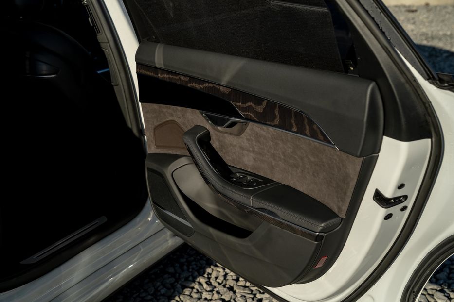 Продам Audi A8 Long Prestige S-Line 2021 года в Черновцах