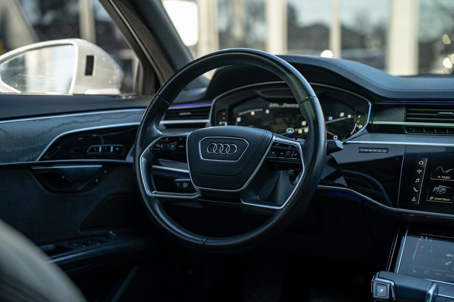 Продам Audi A8 Long Prestige S-Line 2021 года в Черновцах