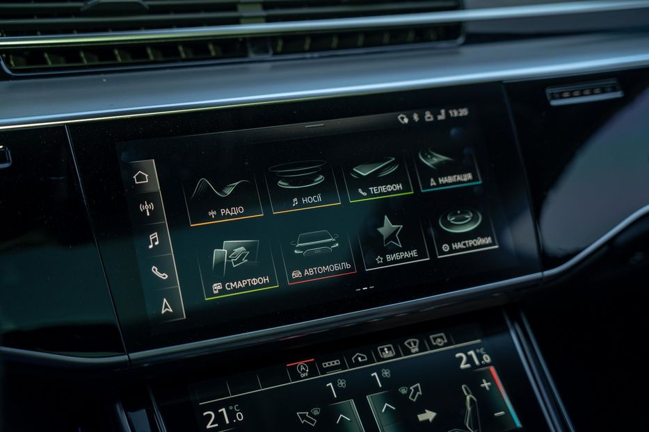 Продам Audi A8 Long Prestige S-Line 2021 года в Черновцах