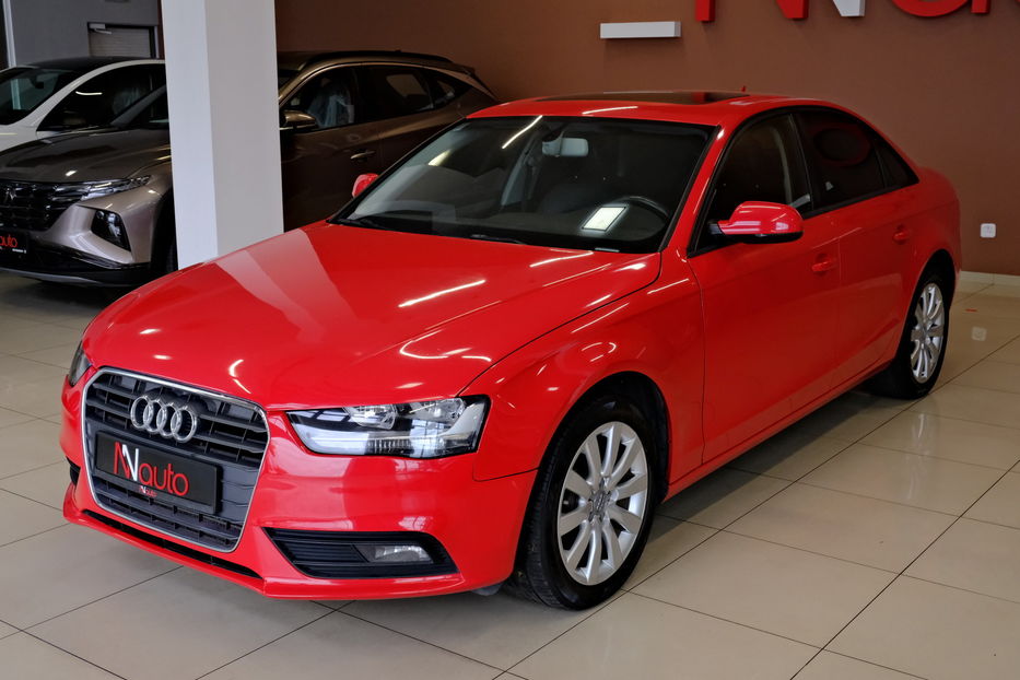 Продам Audi A4 2014 года в Одессе