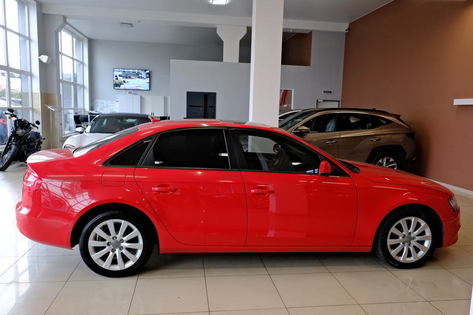 Продам Audi A4 2014 года в Одессе