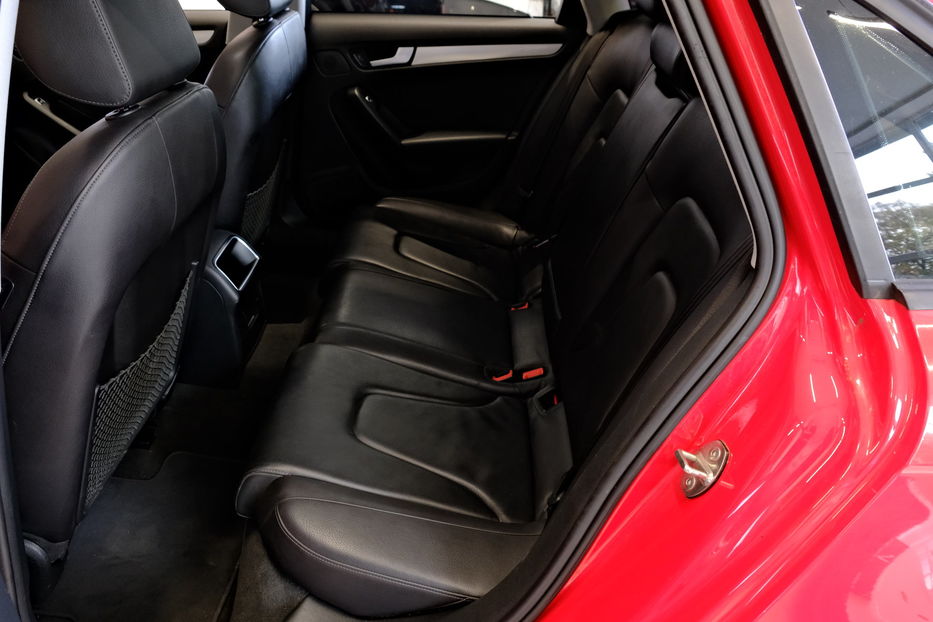 Продам Audi A4 2014 года в Одессе