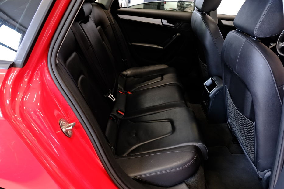 Продам Audi A4 2014 года в Одессе