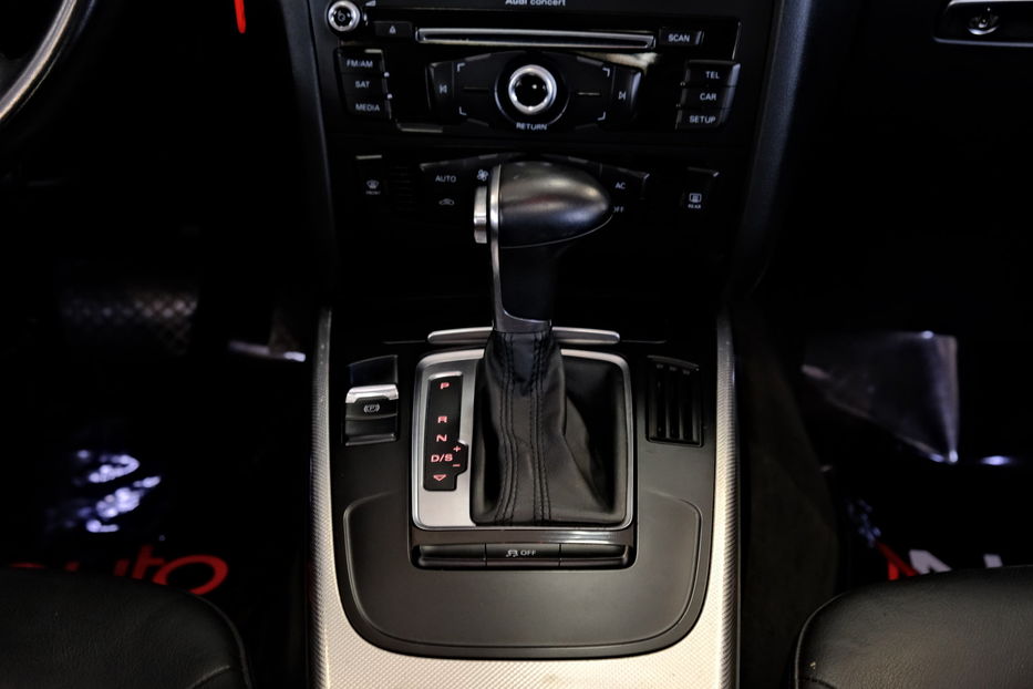 Продам Audi A4 2014 года в Одессе