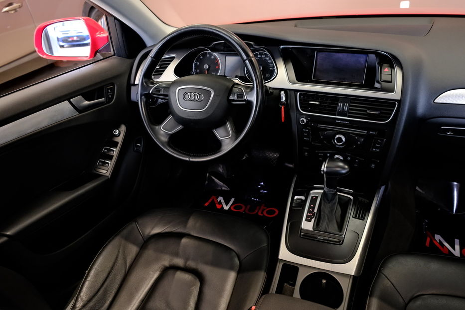 Продам Audi A4 2014 года в Одессе