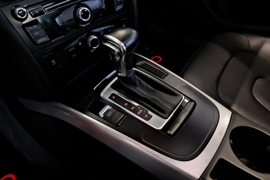 Продам Audi A4 2014 года в Одессе