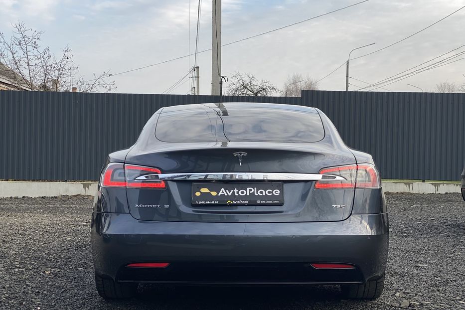 Продам Tesla Model S 4x4 2017 года в Луцке