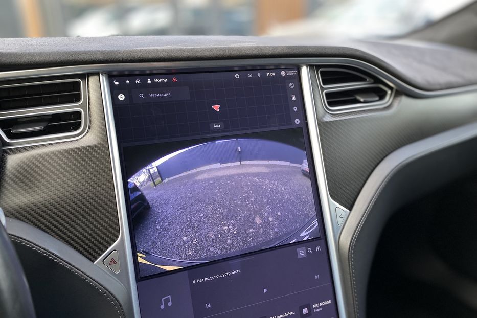 Продам Tesla Model S 4x4 2017 года в Луцке