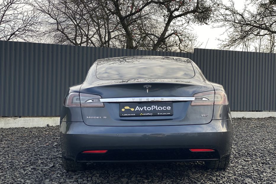Продам Tesla Model S 4x4 2017 года в Луцке