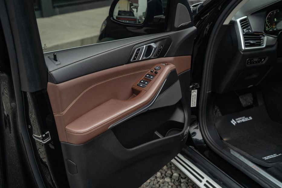 Продам BMW X5 xDrive 30d 2020 года в Черновцах