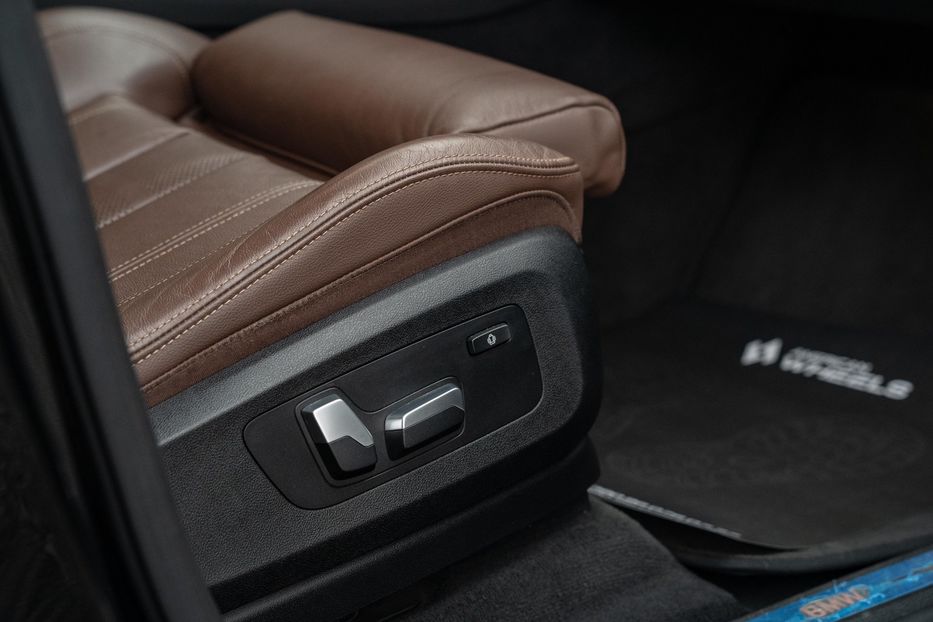 Продам BMW X5 xDrive 30d 2020 года в Черновцах