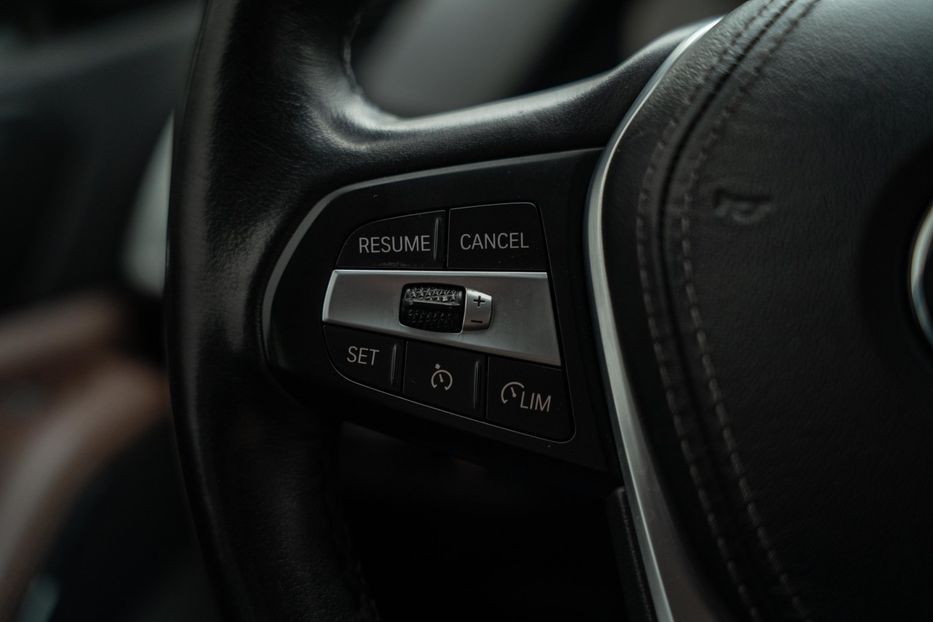 Продам BMW X5 xDrive 30d 2020 года в Черновцах