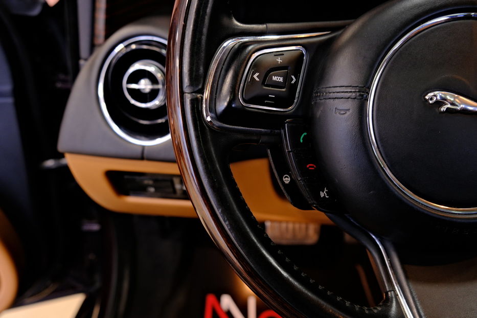 Продам Jaguar XJ 2010 года в Одессе