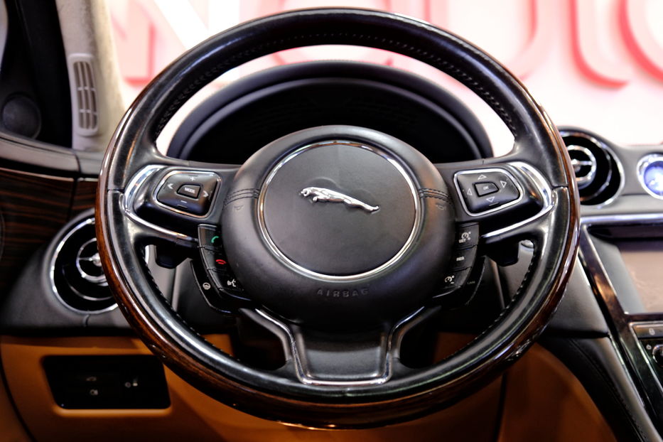 Продам Jaguar XJ 2010 года в Одессе