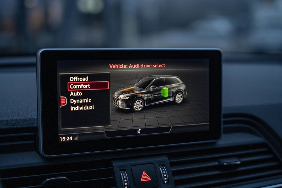 Продам Audi Q5 Prestige PHEV 2020 года в Черновцах