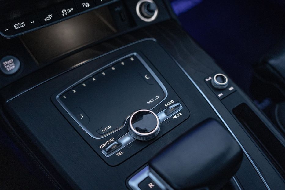 Продам Audi Q5 Prestige PHEV 2020 года в Черновцах