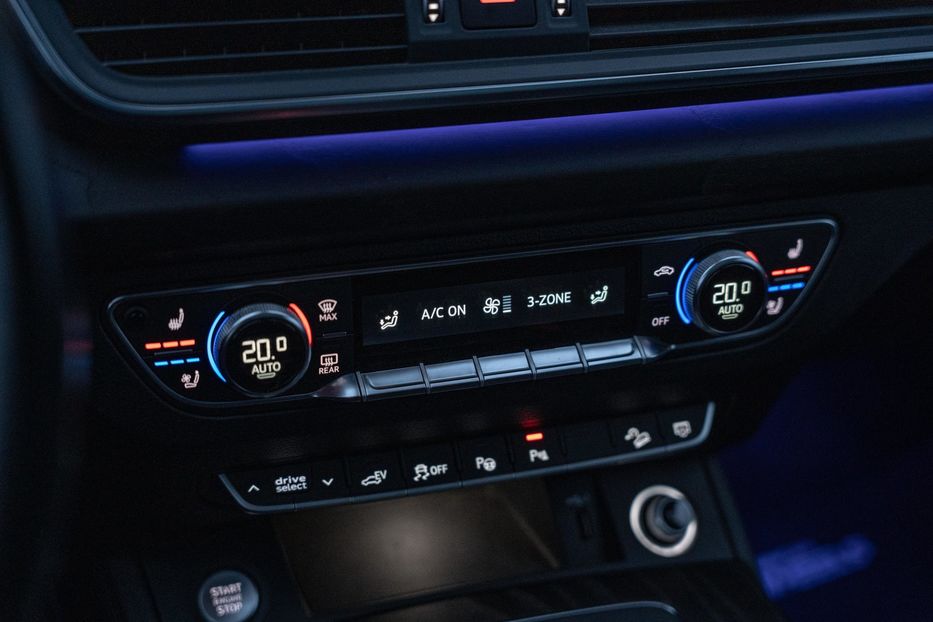 Продам Audi Q5 Prestige PHEV 2020 года в Черновцах