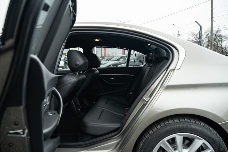 Продам BMW 328 D 2017 года в Черновцах