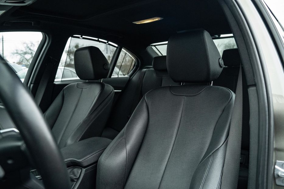 Продам BMW 328 D 2017 года в Черновцах