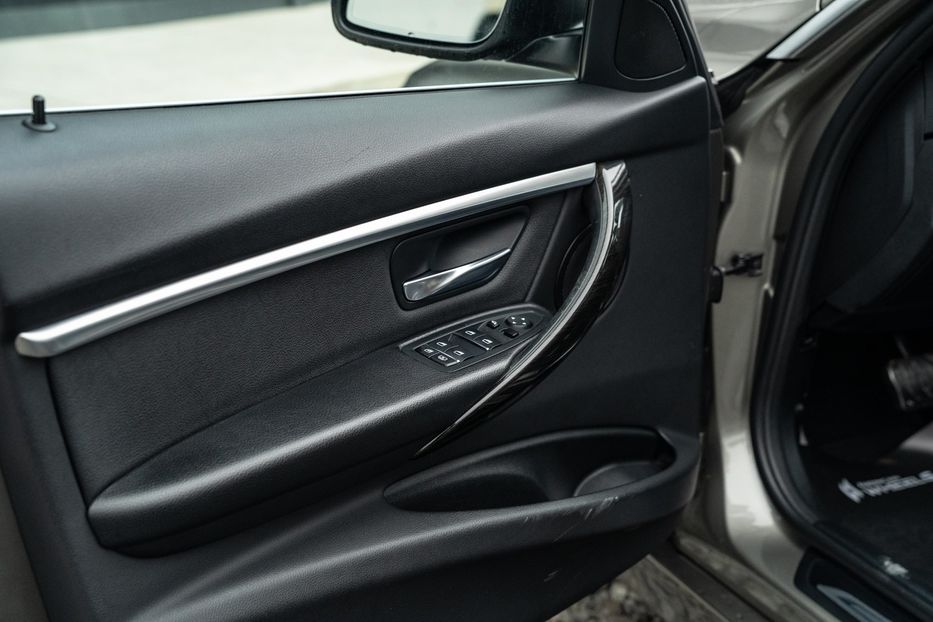 Продам BMW 328 D 2017 года в Черновцах