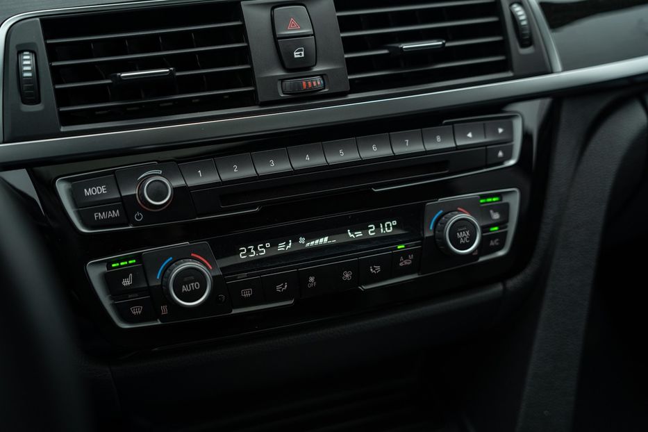 Продам BMW 328 D 2017 года в Черновцах