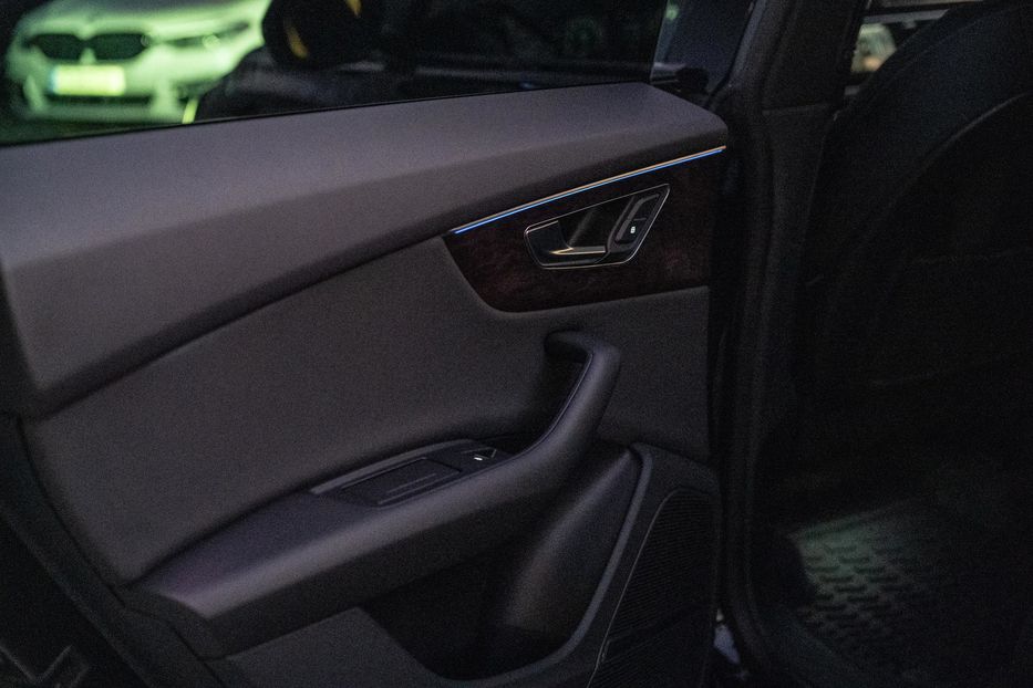 Продам Audi Q8 2019 года в Черновцах