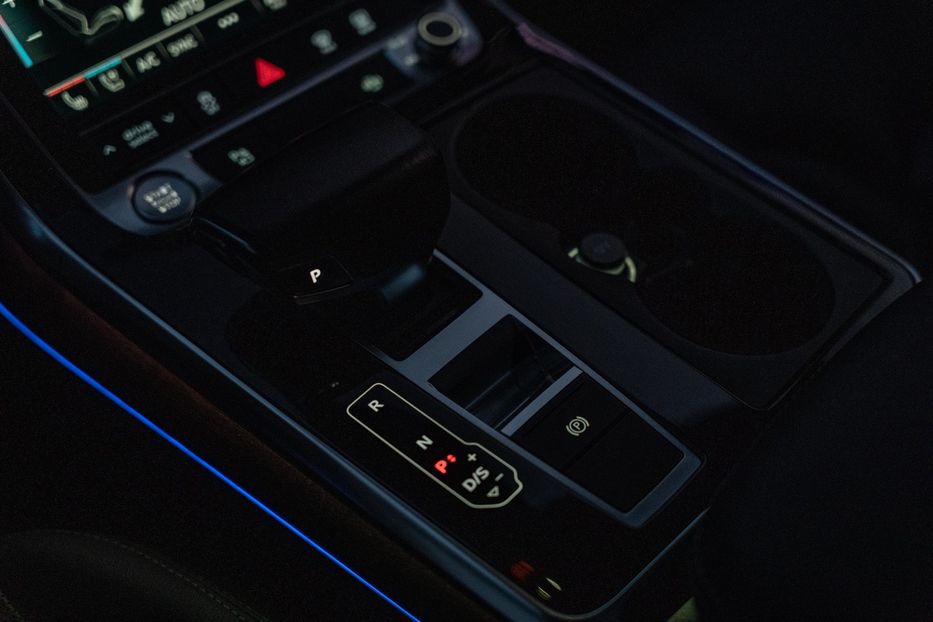 Продам Audi Q8 2019 года в Черновцах