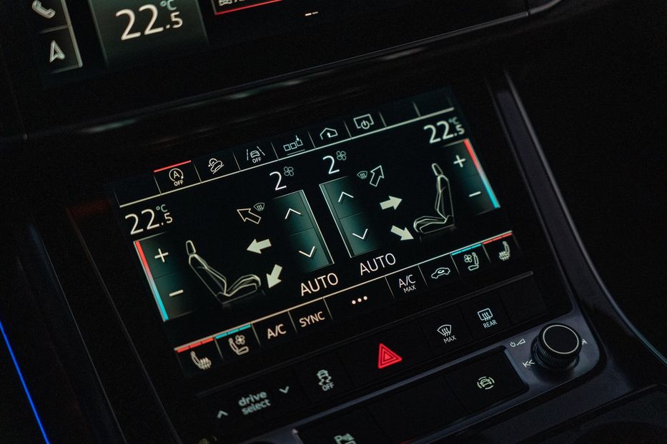 Продам Audi Q8 2019 года в Черновцах