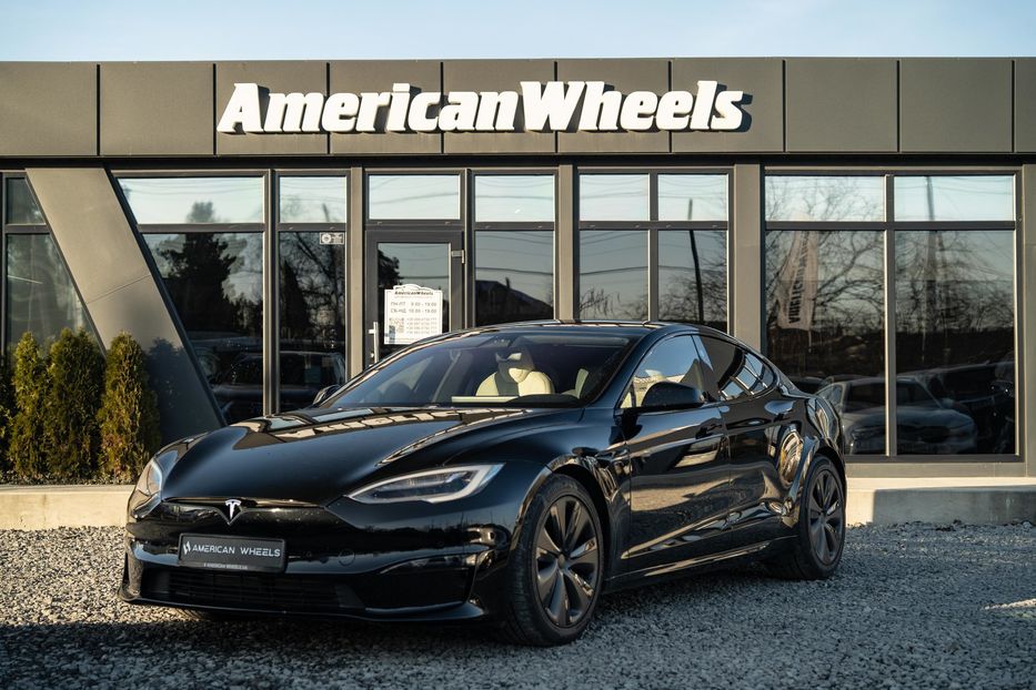 Продам Tesla Model S Long Range Dual Motor 2021 года в Черновцах