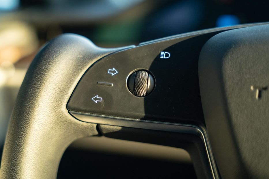 Продам Tesla Model S Long Range Dual Motor 2021 года в Черновцах