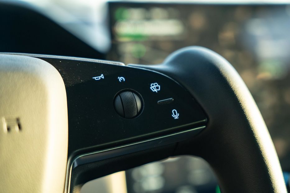 Продам Tesla Model S Long Range Dual Motor 2021 года в Черновцах