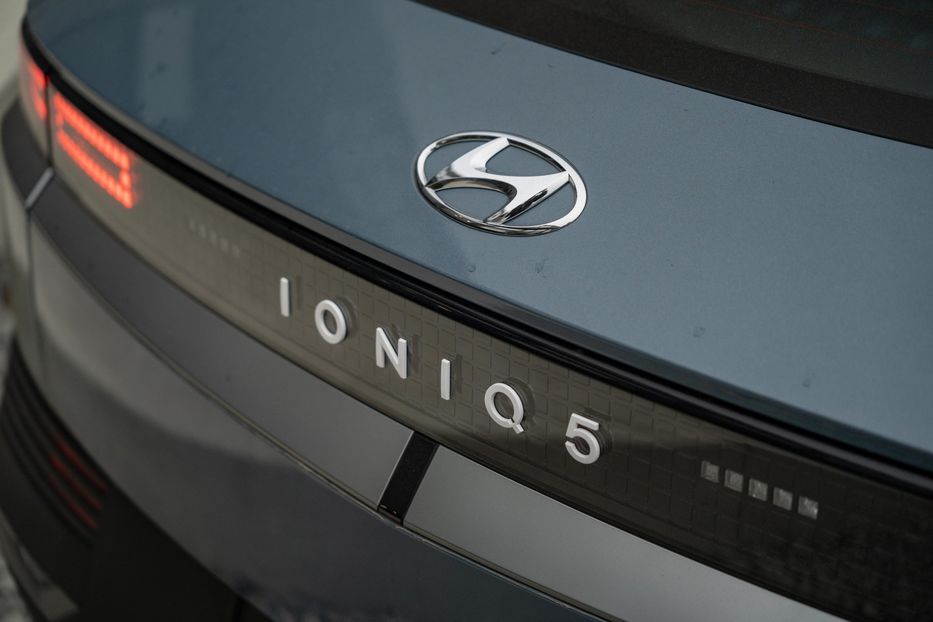 Продам Hyundai Ioniq 5 Standard Range 2024 года в Черновцах