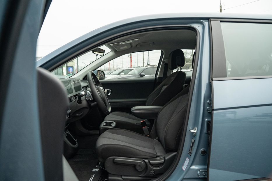 Продам Hyundai Ioniq 5 Standard Range 2024 года в Черновцах