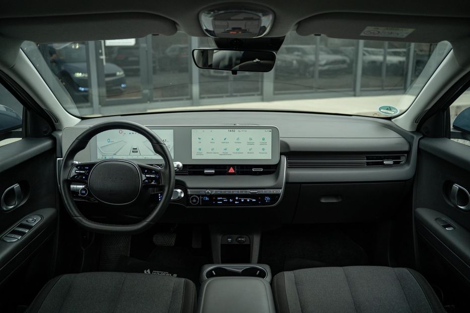 Продам Hyundai Ioniq 5 Standard Range 2024 года в Черновцах