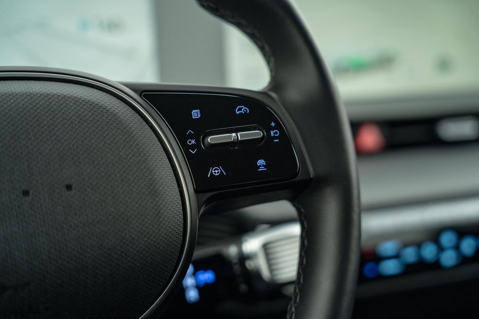 Продам Hyundai Ioniq 5 Standard Range 2024 года в Черновцах