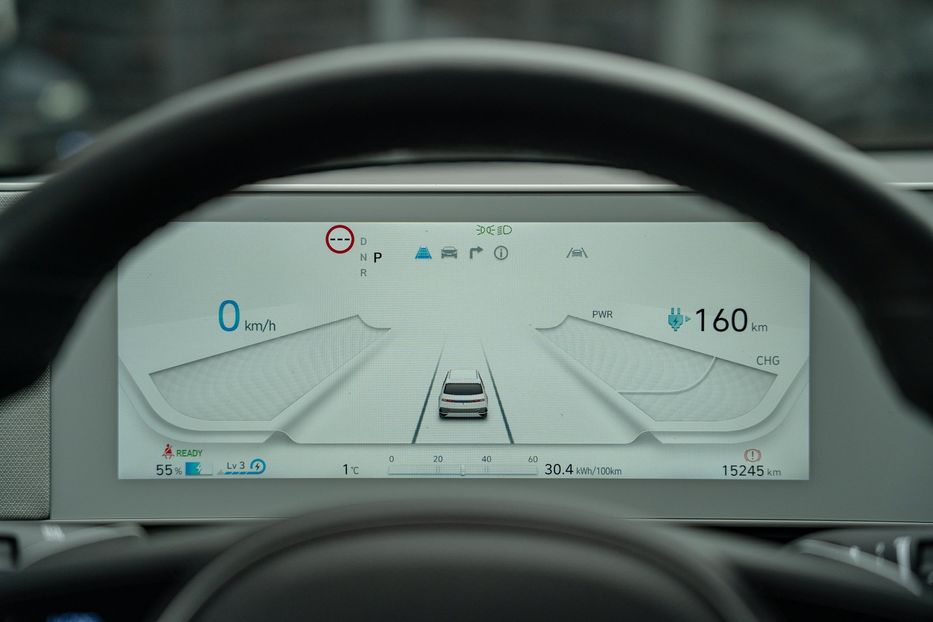 Продам Hyundai Ioniq 5 Standard Range 2024 года в Черновцах