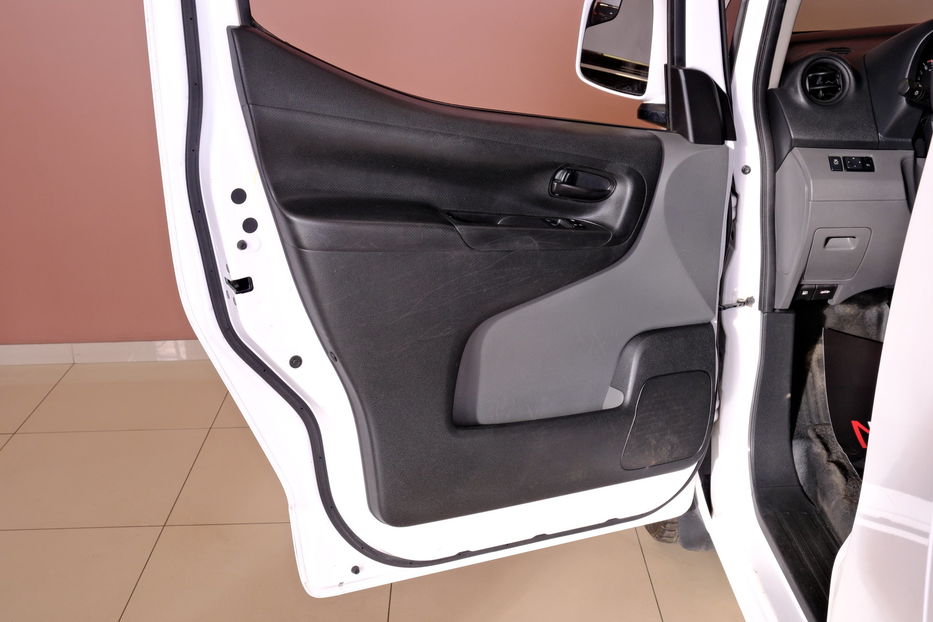 Продам Nissan NV груз. 200 2020 года в Одессе